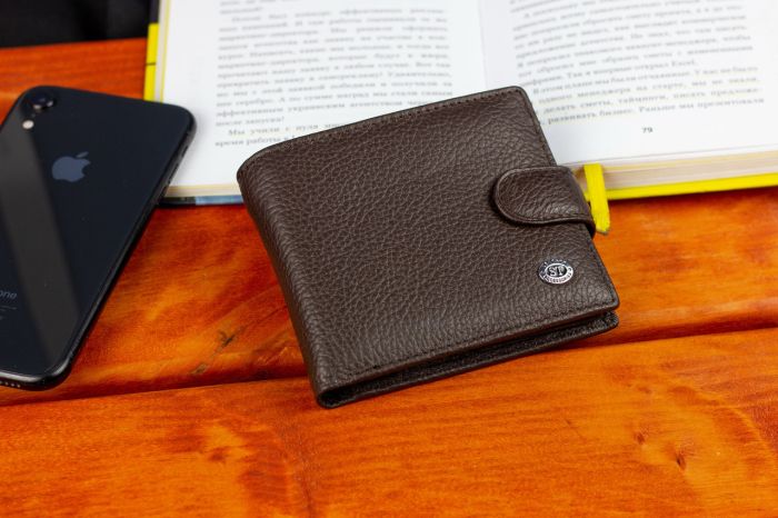 Коричневе чоловіче портмоне з натуральної шкіри з фіксацією ST Leather ST103