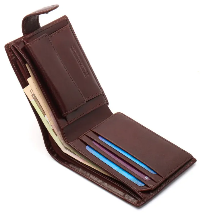 Коричневе чоловіче портмоне на кнопці з натуральної шкіри Marco Coverna B047-801