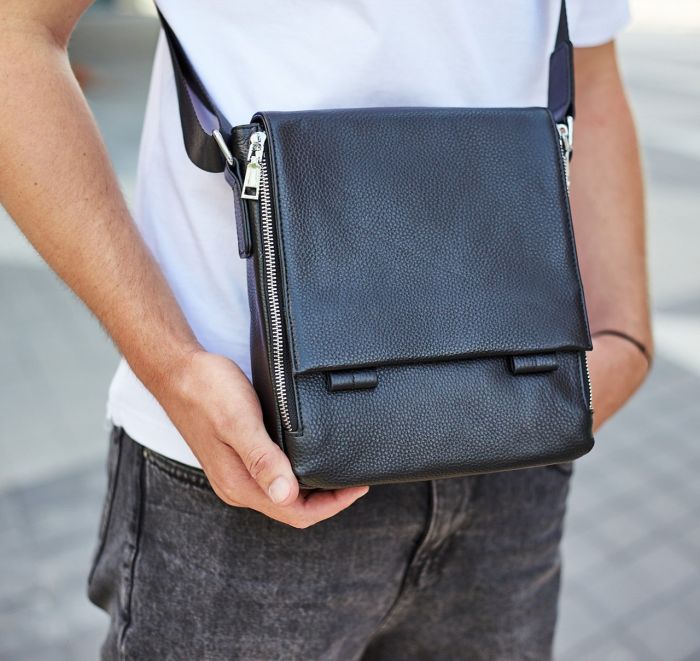 Шкіряна чоловіча сумка-месенджер 21x24x6, барсетка з натуральної шкіри Tiding Bag 9389 чорна