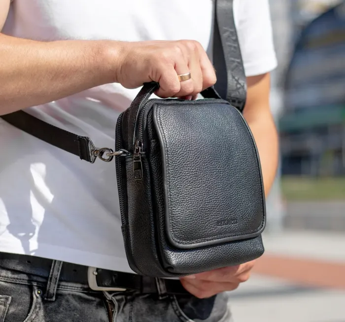 Чоловіча шкіряна сумка-барсетка 22х18х9, месенджер через плече з ручкою TD-22011