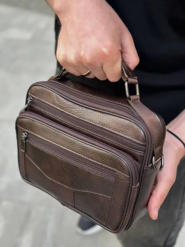 Чоловіча шкіряна сумка барсетка 24×16×6.5, месенджер через плече з коричневою ручкою BEXHILL 61881B