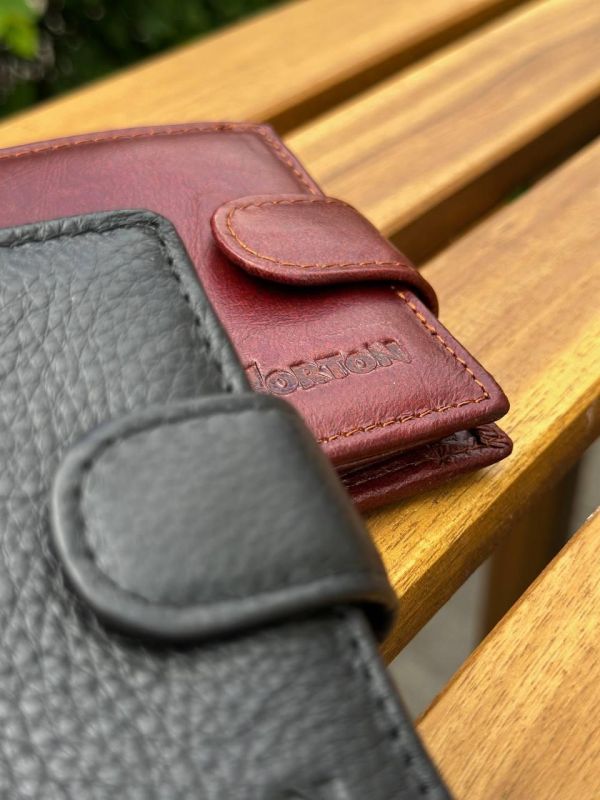 Чоловічий гаманець натуральний гаманець чорний, коричневий HORTON 208