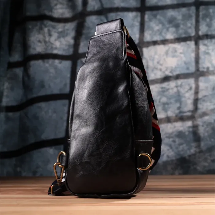 Жіночий слінг сумка через плече з екошкіри Vintage 15117 Чорний