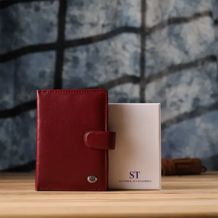 Стильна обкладинка на документи для жінок з натуральної шкіри ST Leather 23117 Бордовий