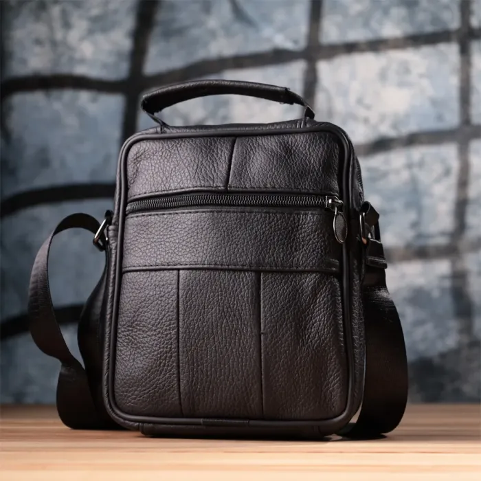 Невелика вертикальна сумка для чоловіків з натуральної шкіри Vintage 15099 Чорний