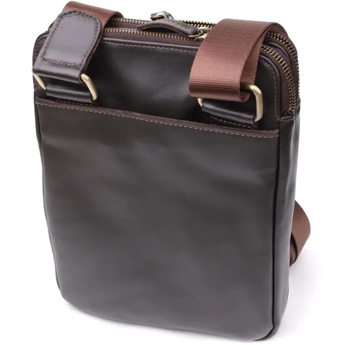 Вертикальна чоловіча сумка через плече із гладкої натуральної шкіри Shvigel 20868_1 Коричневий