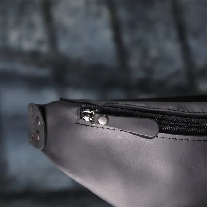 Чоловіча бананка з натуральної вінтажної шкіри Shvigel 23129 Чорний