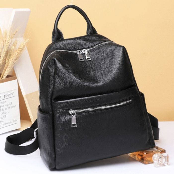 Жіноча сумка на плечі з натуральної шкіри 23х28х11, рюкзак з відділами для гаджетів, чорна