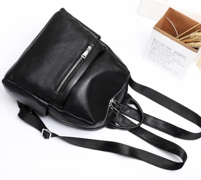 Жіноча сумка на плечі з натуральної шкіри 23х28х11, рюкзак з відділами для гаджетів, чорна