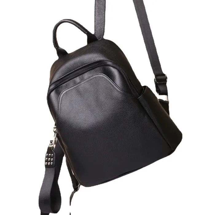 Жіночий шкіряний рюкзак міського типу 23х30х13, сумка на спину під мат, чорна
