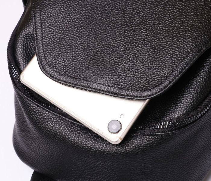 Жіночий шкіряний рюкзак міського типу 23х30х13, сумка на спину під мат, чорна