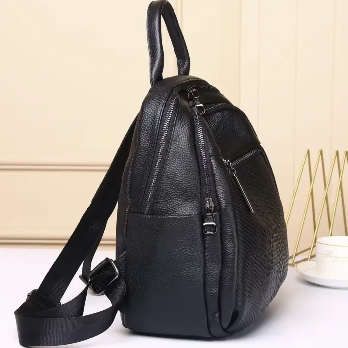 Рюкзак жіночий шкіряний з тисненням під рептилію 23х30х13, сумка наплічна для міста, чорна