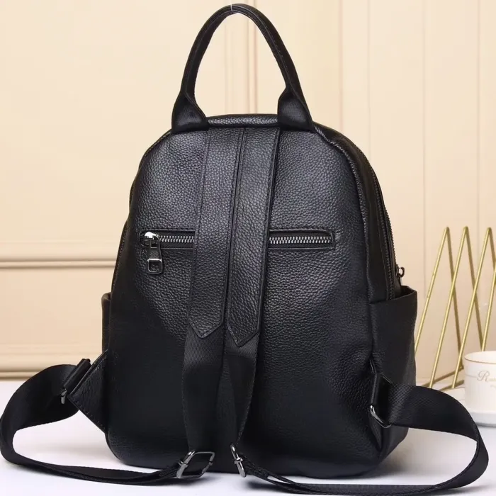 Рюкзак жіночий шкіряний з тисненням під рептилію 23х30х13, сумка наплічна для міста, чорна