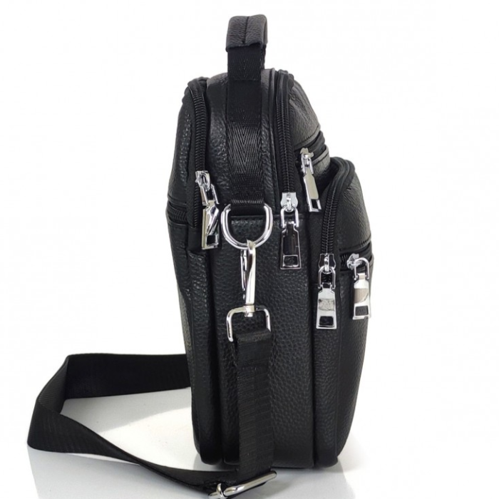 Чоловіча чорна шкіряна сумка-барсетка 22х24х8, месенджер Bexhill A25-228C чорний