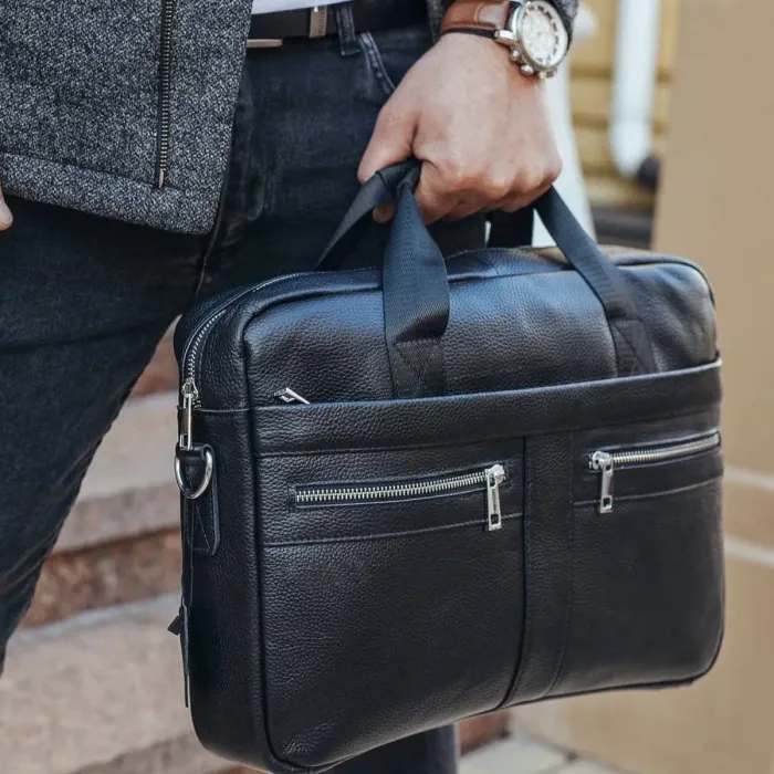 Шкіряна чоловіча сумка для ноутбука та документів чорна 39x28x8,  портфель для паперів, чорний