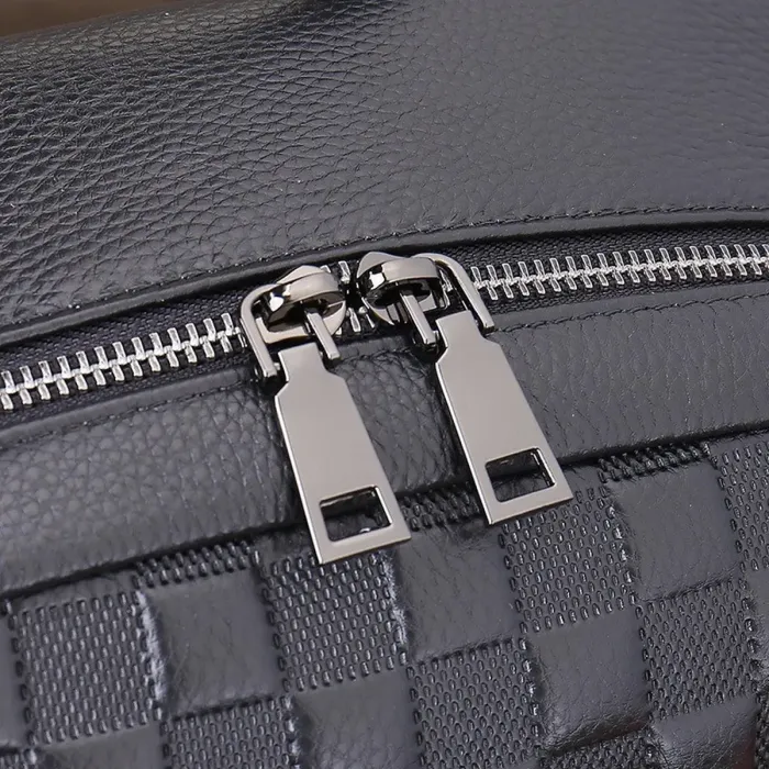 Рюкзак чоловічий з натуральної шкіри 30х41х12, міська сумка на спину для ноутбука Tiding Bag чорна