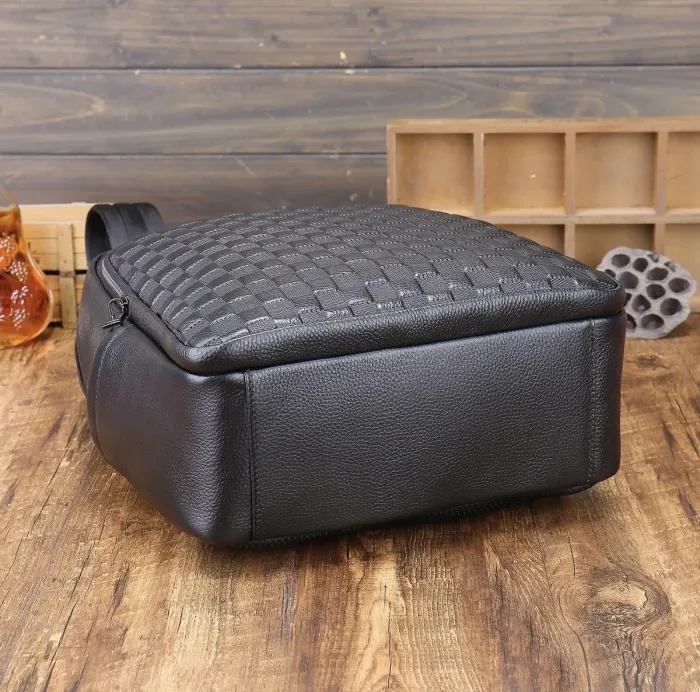 Рюкзак чоловічий з натуральної шкіри 30х41х12, міська сумка на спину для ноутбука Tiding Bag чорна