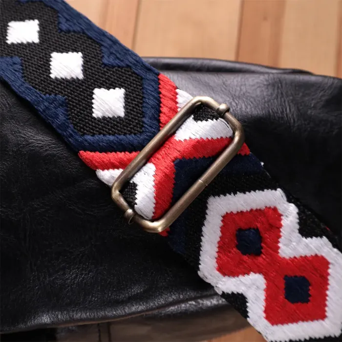 Жіночий слінг сумка через плече з екошкіри Vintage 15117 Чорний