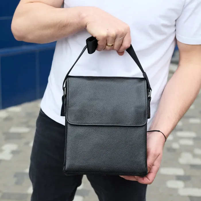 Сумка месенджер 21.5x25x7 шкіряна барсетка для чоловіків Tiding Bag 35775 чорна