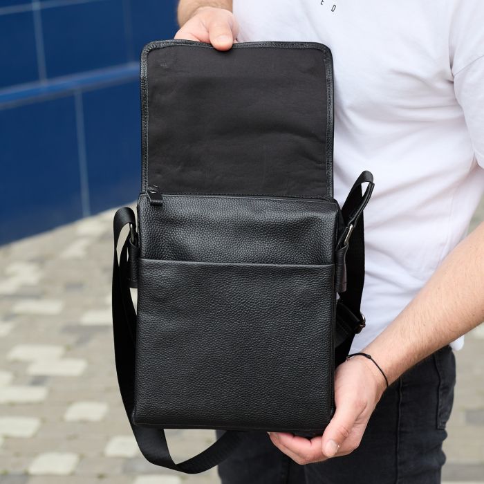 Сумка месенджер 21.5x25x7 шкіряна барсетка для чоловіків Tiding Bag 35775 чорна
