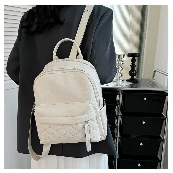 Жіночий наплічник для прогулянок 30х23х12, шкіряний рюкзак, білий