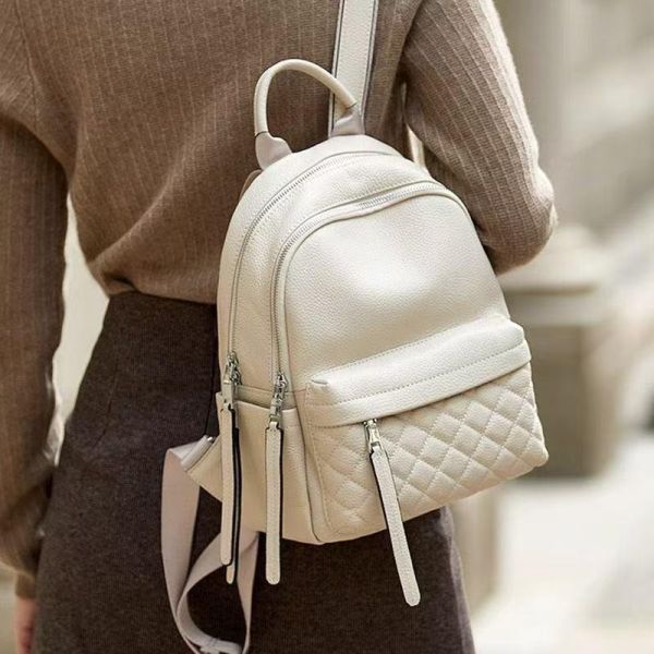 Жіночий наплічник для прогулянок 30х23х12, шкіряний рюкзак, білий