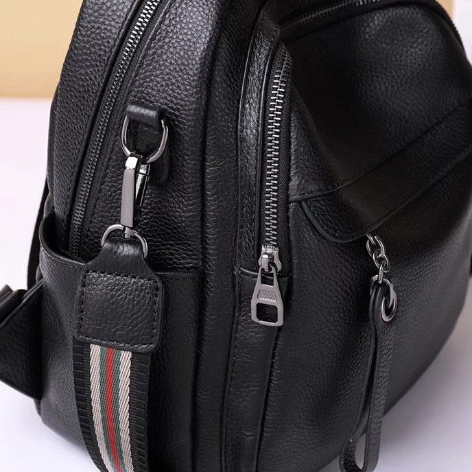 Жіноча шкіряна сумка наплічна міська 21х28х13, рюкзак для кожного дня, чорни