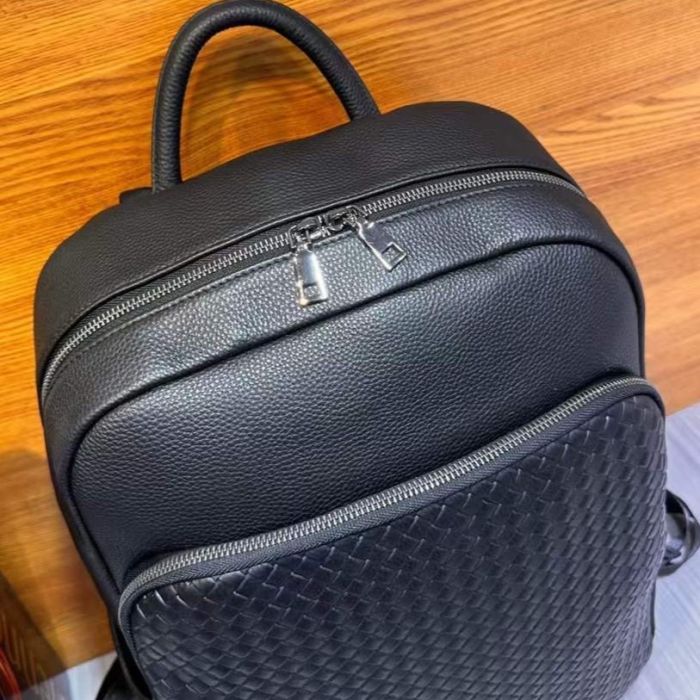 Рюкзак чоловічий з натуральної шкіри 30х41х12, міська сумка на спину для ноутбука Tiding Bag чорна