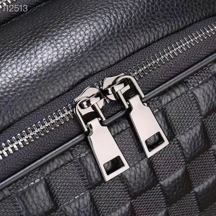 Рюкзак чоловічий 30х41х12, міський наплічник для ноутбука та документів Tiding Bag 13292 чорний