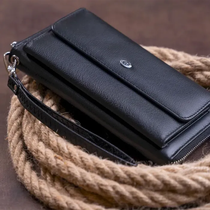 Гаманець з кишенькою на лицьовій стороні жіночий ST Leather 19367 Чорний