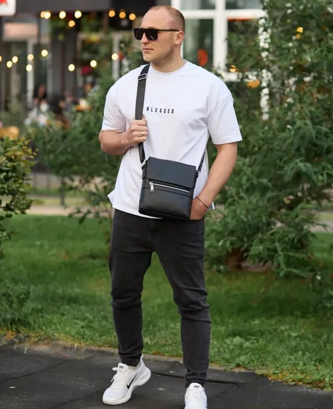 Шкіряна чоловіча сумка-месенджер 21х23х5.5, сумочка крос боді через плече чорна Tiding Bag 56230