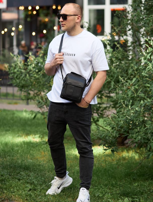 Сумка-барсетка чоловіча через плече 19х24х8, месенджер шкіряний гладкий Tiding Bag TD-55467 чорний колір