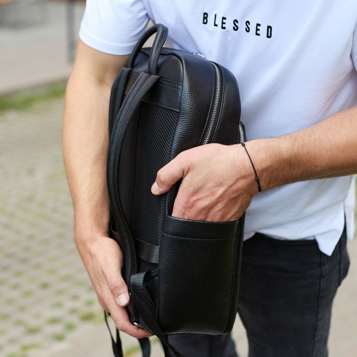 Універсальний чоловічий рюкзак із шкіри 41х31х16, зручний наплічник для ноутбука та документів, чорний
