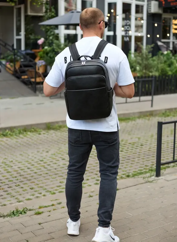Універсальний чоловічий рюкзак із шкіри 41х31х16, зручний наплічник для ноутбука та документів, чорний