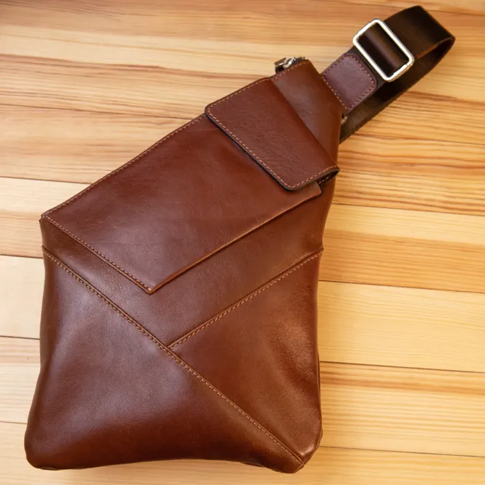 Стильна шкіряна чоловіча сумка через плече GRANDE PELLE 11358 Коричневий