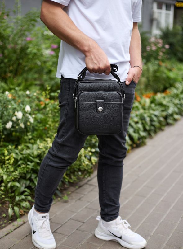 Чоловіча шкіряна універсальна сумка 24х20х8, барсетка зі шкіри, сумочка для чоловіків з регулюванням ручки, чорна