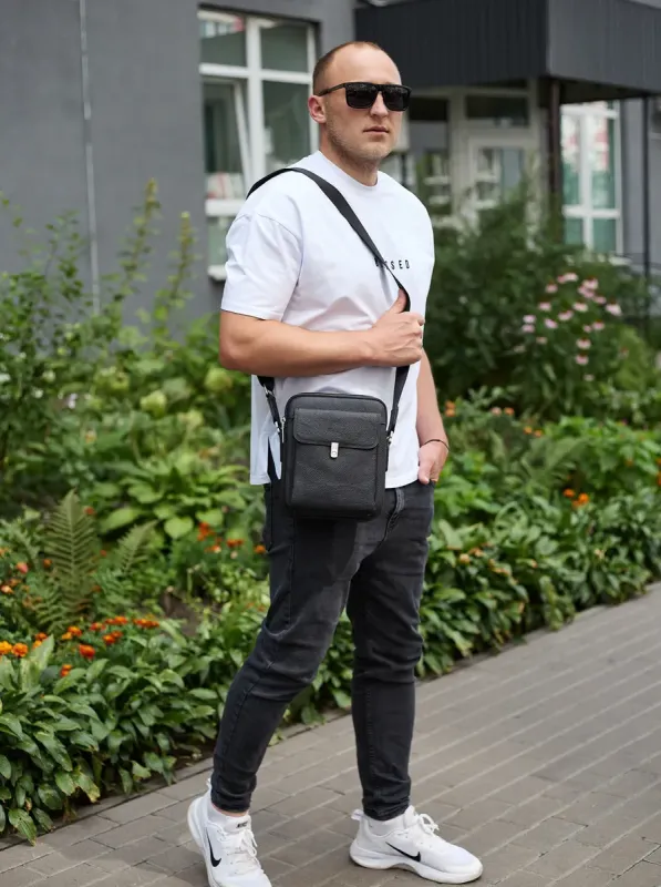 Сумка-барсетка чоловіча шкіряна 24х20х8, компактний месенджер для щоденного використання, чорна