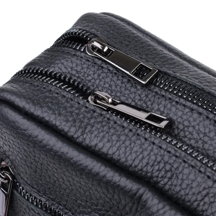 Чоловіча сумка месенджер із зернистої натуральної шкіри Shvigel 22847 Чорна