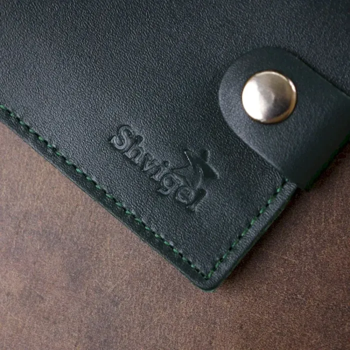 Добротное кожаное портмоне Shvigel 16469 Зеленый