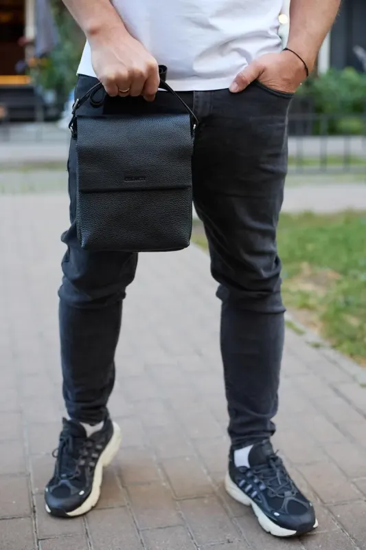 Шкіряний месенджер для чоловіка 23х19х7, барсетка через одне плече, сумка для документів, чорна