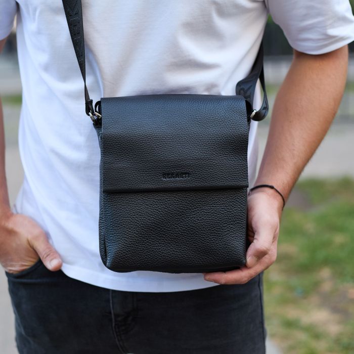 Шкіряний месенджер для чоловіка 23х19х7, барсетка через одне плече, сумка для документів, чорна