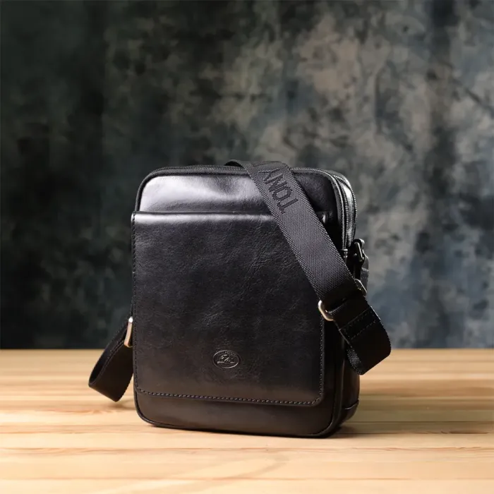 Відмінна чоловіча сумка з кишенями з гладкої натуральної шкіри Tony Perotti 20857_1 (9148-17 nero) Чорний