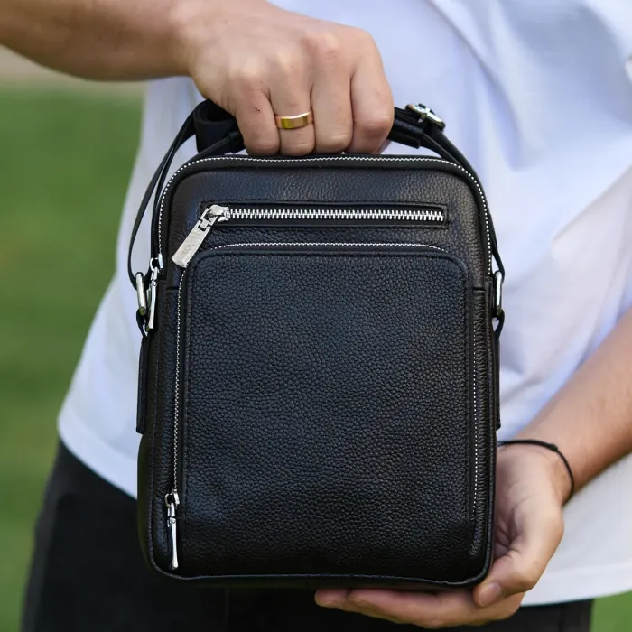 Чоловіча сумка-барсетка через плече з ручкою 21х26х6 сумка месенджер шкіряна Tiding Bag M616932 чорна
