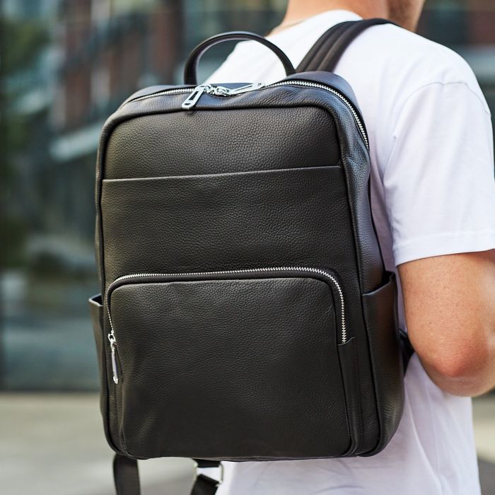 Чоловічий шкіряний рюкзак для поїздок та відпочинку 30х40х16, сумка наплічна Tiding Bag 59331, чорна
