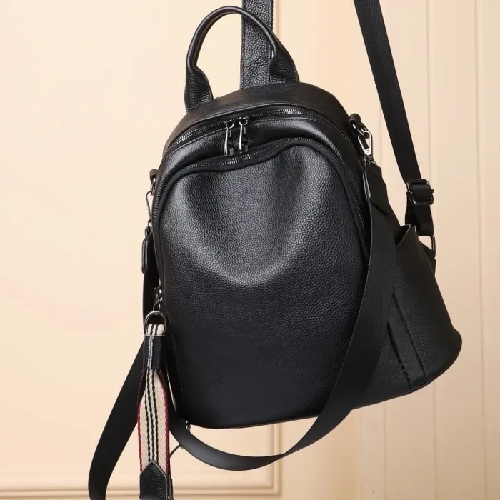 Шкіряний жіночий рюкзак міський 30х24х13, матова сумка на плечі, чорна