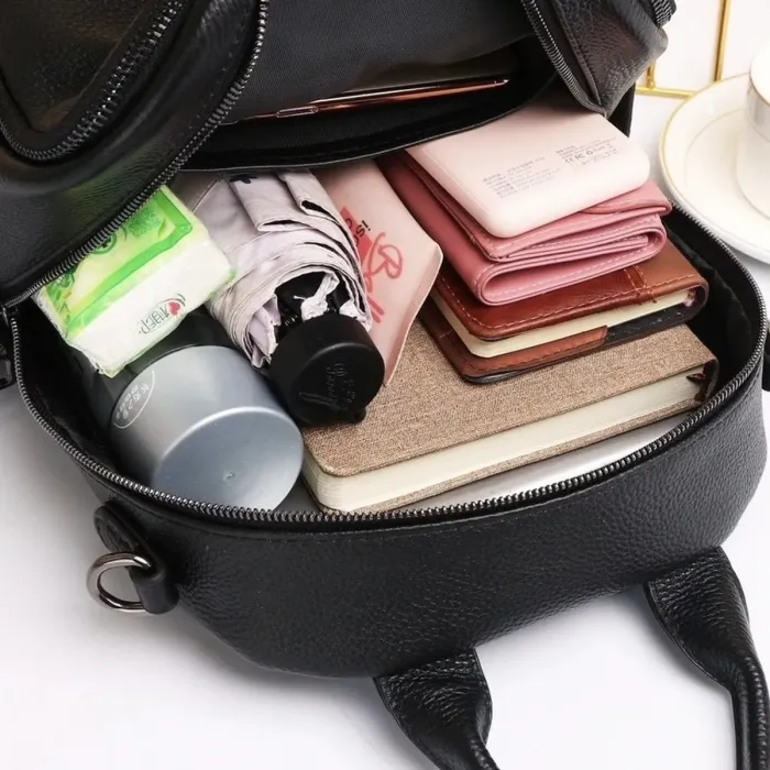 Шкіряний жіночий рюкзак міський 30х24х13, матова сумка на плечі, чорна