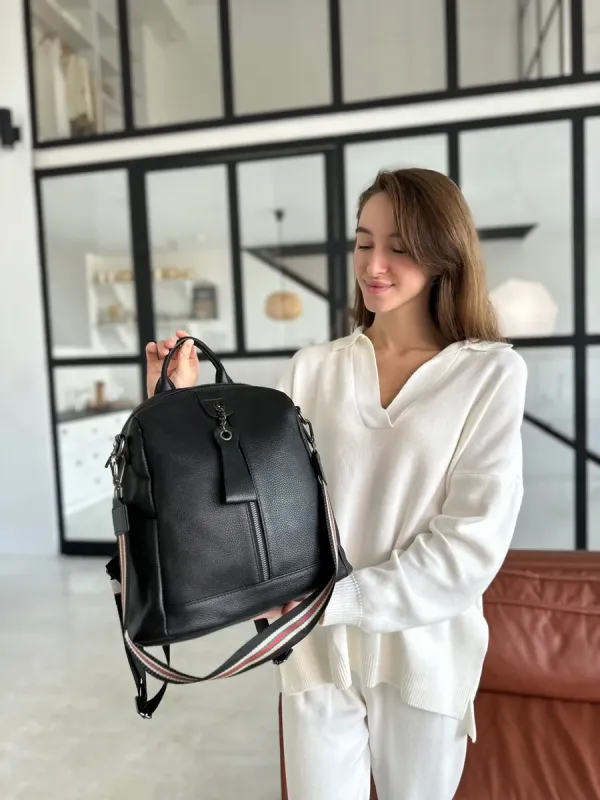 Жіночий рюкзак молодіжний шкіряний міський 23х30х13, сумка на спину для роботи, чорна