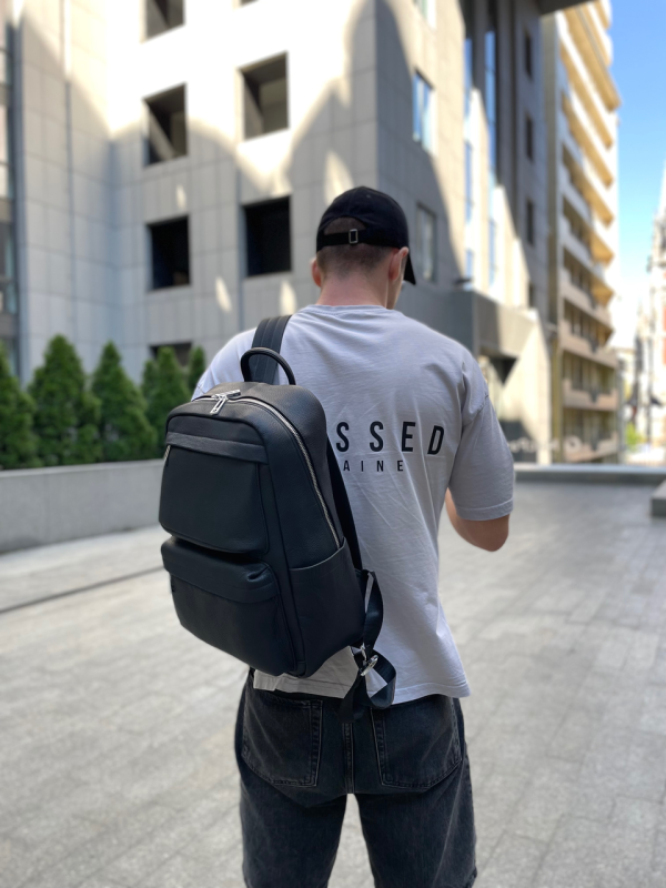 Чоловічий рюкзак для ноутбука та поїздок з натуральної шкіри 40х30х16, сумка наплічна Tiding Bag, чорна