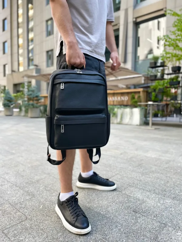 Чоловічий рюкзак для ноутбука та поїздок з натуральної шкіри 40х30х16, сумка наплічна Tiding Bag, чорна