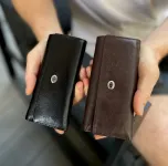 Чорна ключниця з натуральної шкіри із відділенням для грошей ST Leather B416